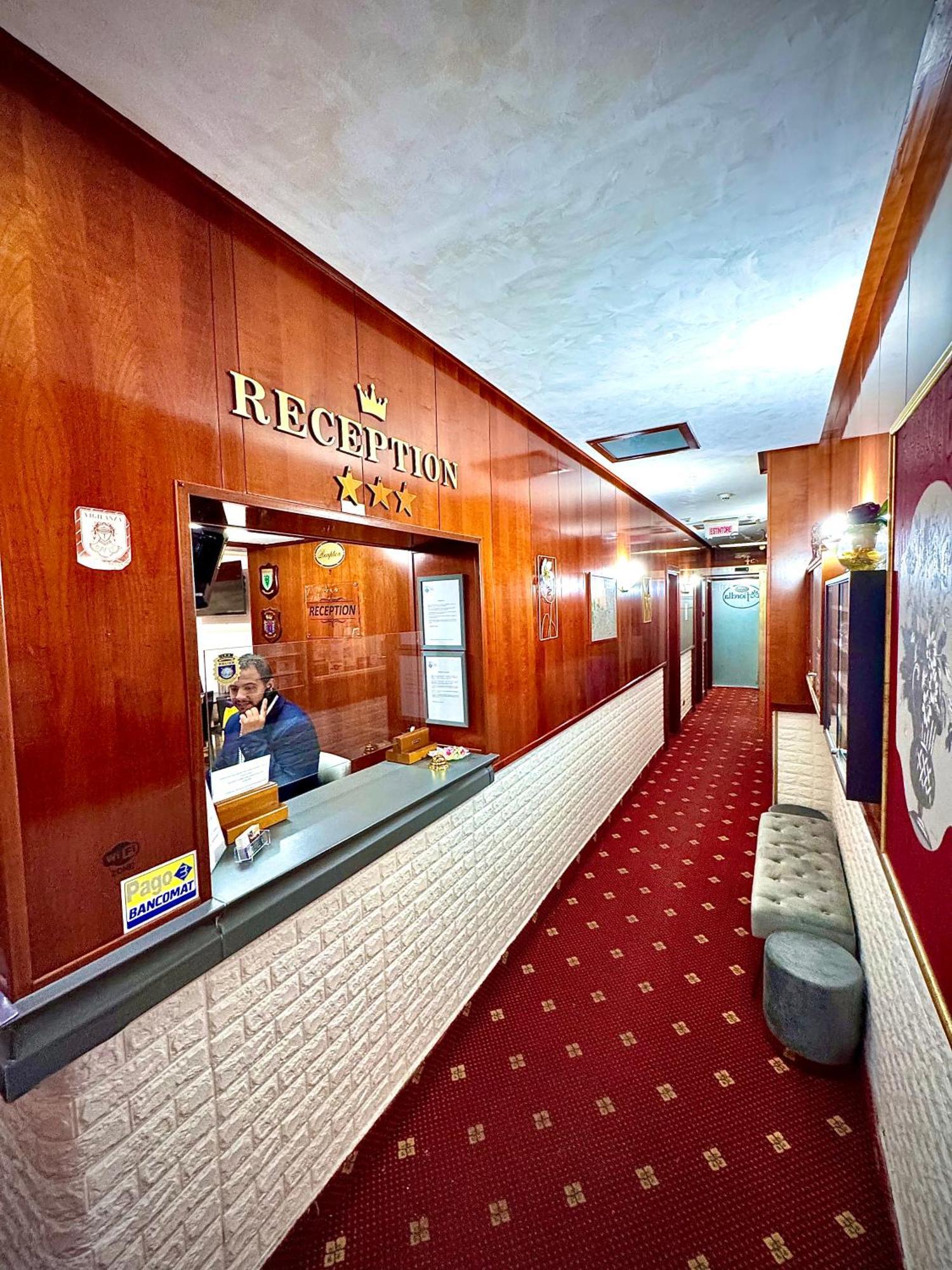 Hotel Fiorella Milano Экстерьер фото